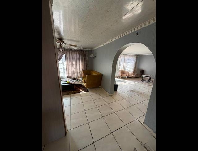 4 BEDROOM PROPERTY TO RENT IN DAWN PARK